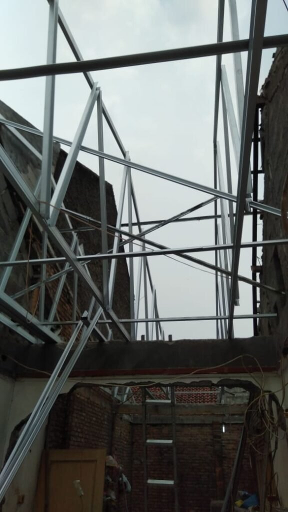 pasang atap baja ringan nafiz baja ringan 04 pasang atap baja ringan nafiz baja ringan 04